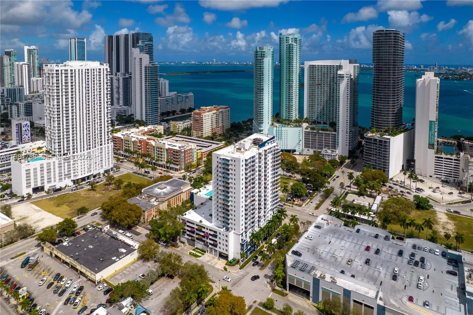 3 bedroom 2 bath for sale at 275 NE 18th St # 808, Miami FL 33132