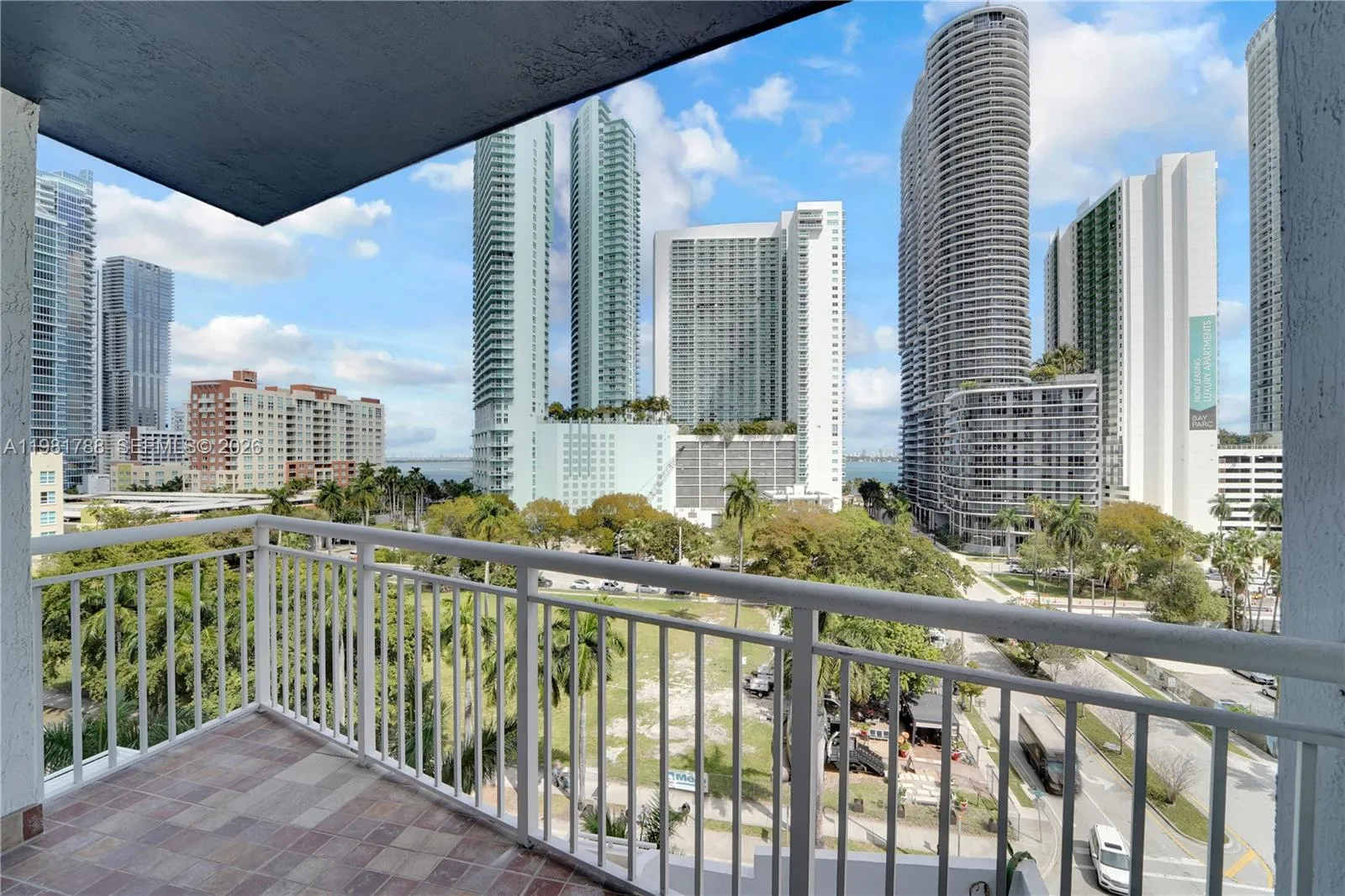 275 NE 18th St # 808, Miami FL 33132