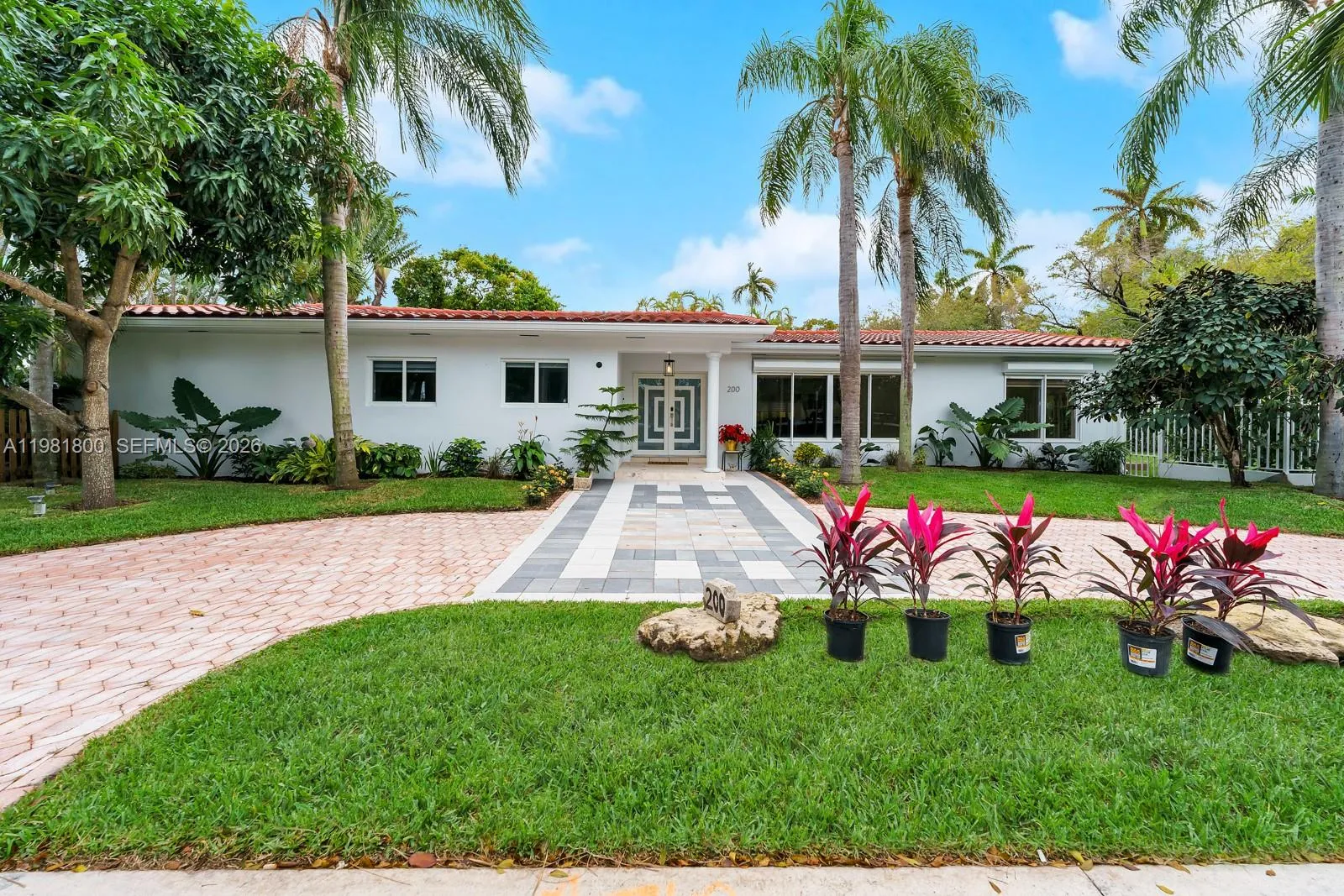 4 bedroom 3 bath for sale at 200 N Hibiscus Dr, Miami Beach FL 33139