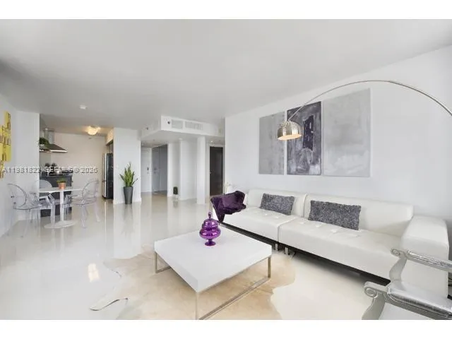100 Lincoln Rd # 1511, Miami Beach FL 33139
