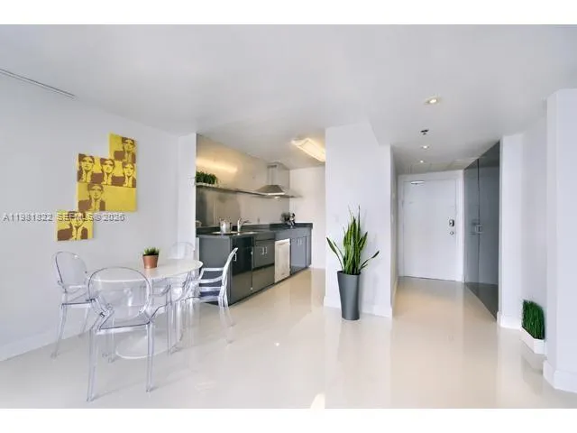 100 Lincoln Rd # 1511, Miami Beach FL 33139
