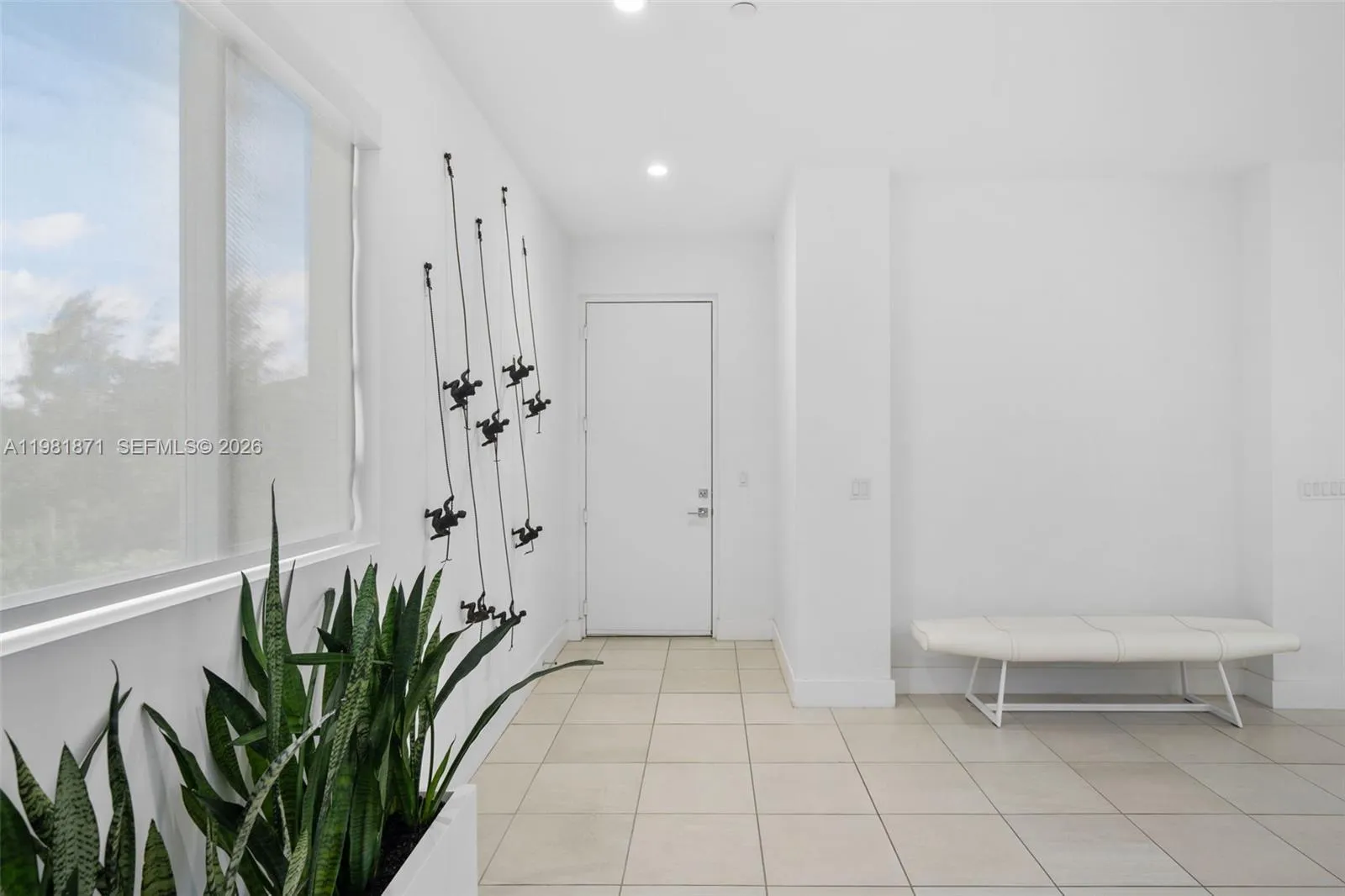 1034 NE 18th Ave # 205, Fort Lauderdale FL 33304