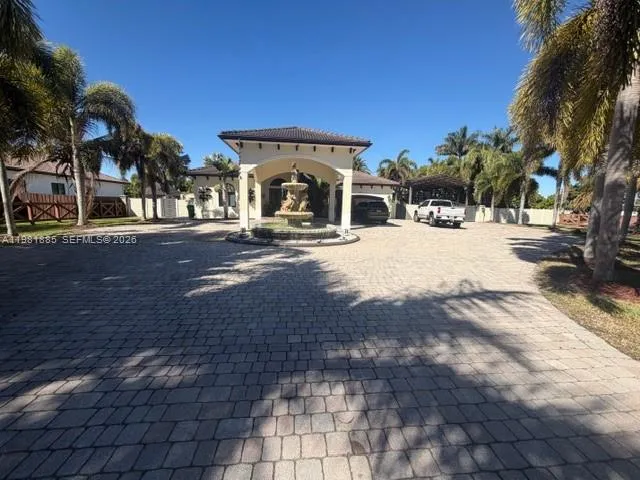 5 bedroom 3 bath for sale at 29400 SW 168th Ct, Homestead FL 33030