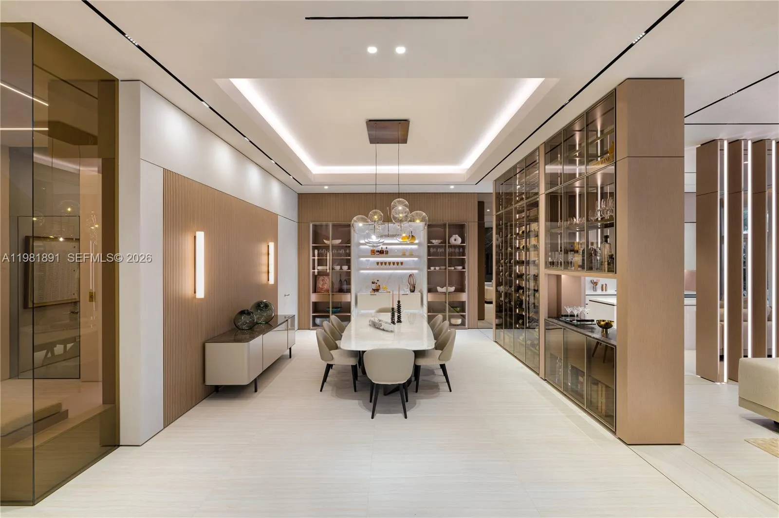 1522 Island Blvd, Aventura FL 33160