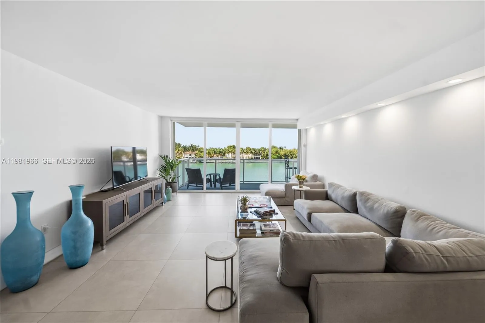 5750 Collins Ave # 4F, Miami Beach FL 33140
