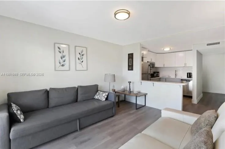 3527 NE 168th St # 409, North Miami Beach FL 33160