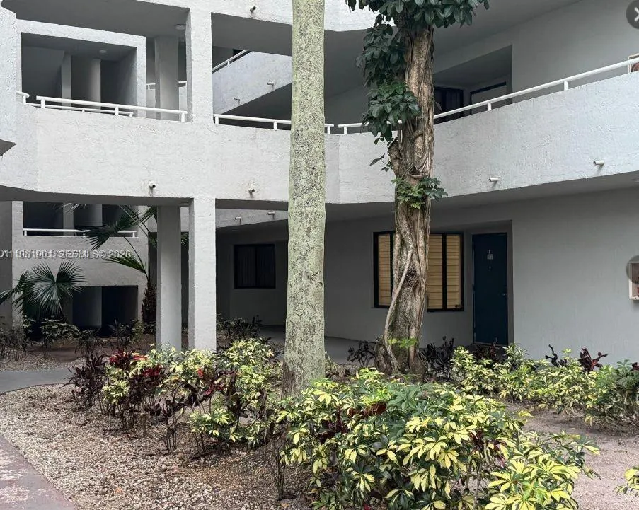 2 bedroom 1 bath for sale at 8205 SW 152nd Ave # 102, Miami FL 33193