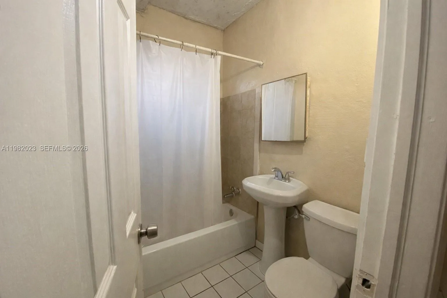520 SW 6th Ave # 3, Homestead FL 33030