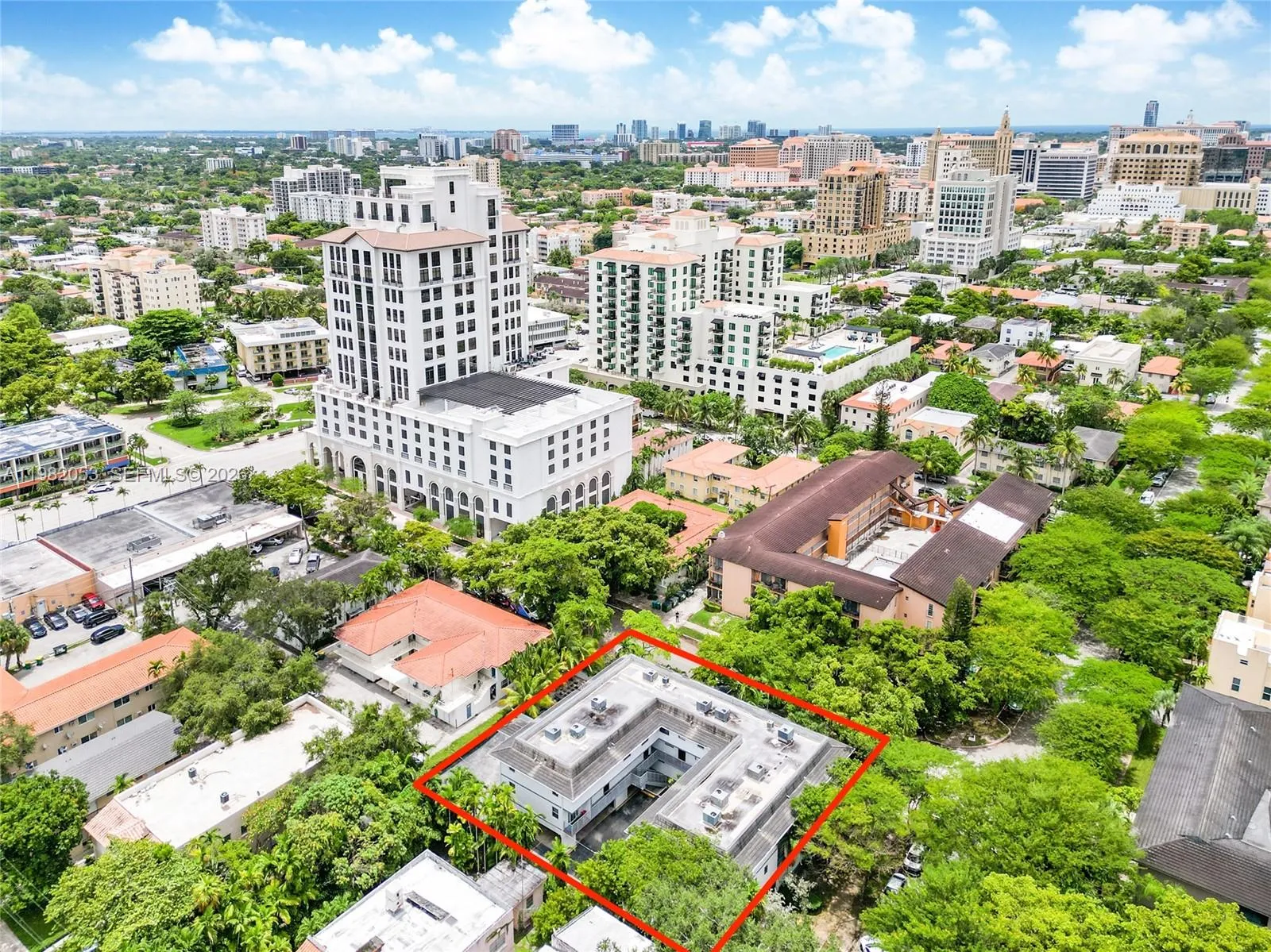 2 bedroom 2 bath for sale at 235 Antilla Ave # 7, Coral Gables FL 33134