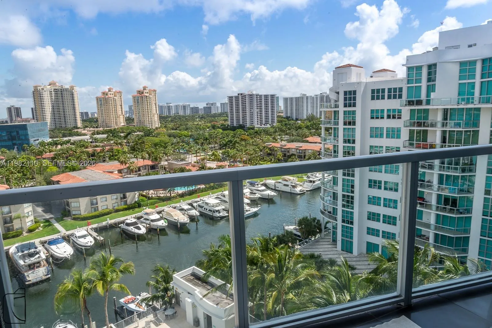 3029 NE 188th St # 907, Aventura FL 33180