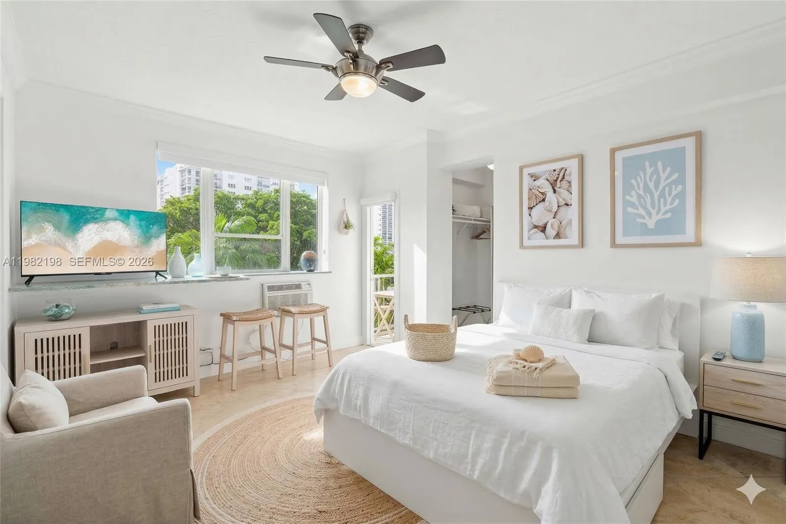 1 bath for sale at 255 W 24th St # 501, Miami Beach FL 33140