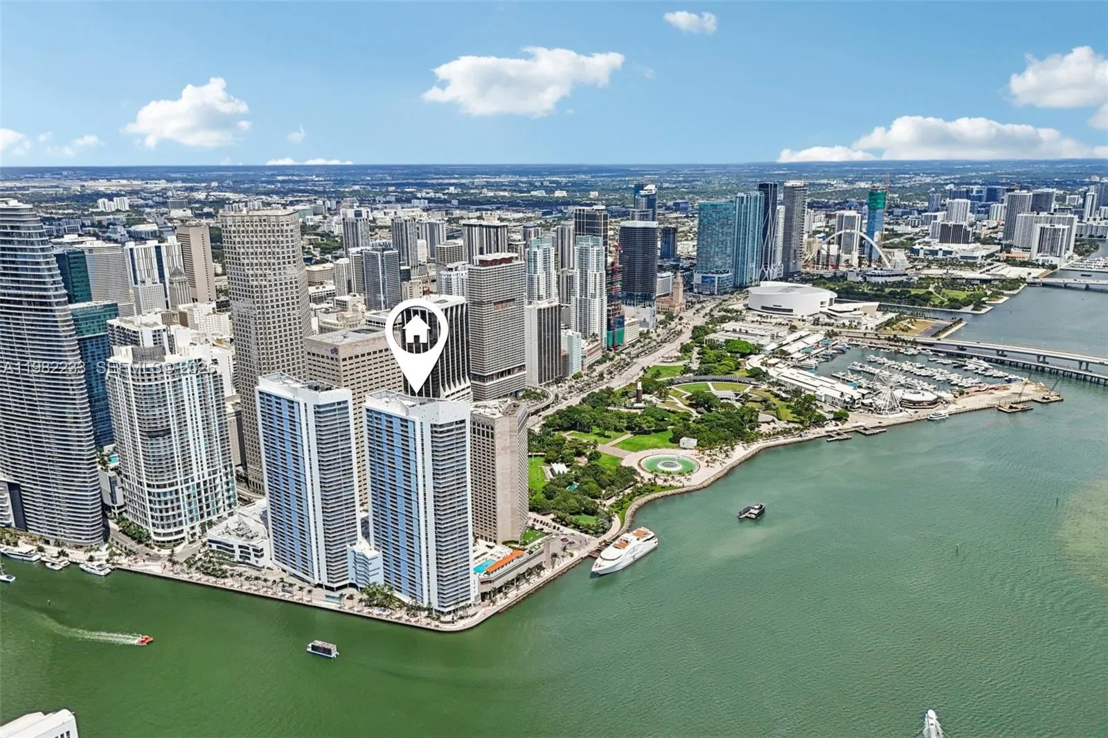 1 bedroom 1 bath for sale at 335 S Biscayne Blvd # 2702, Miami FL 33131