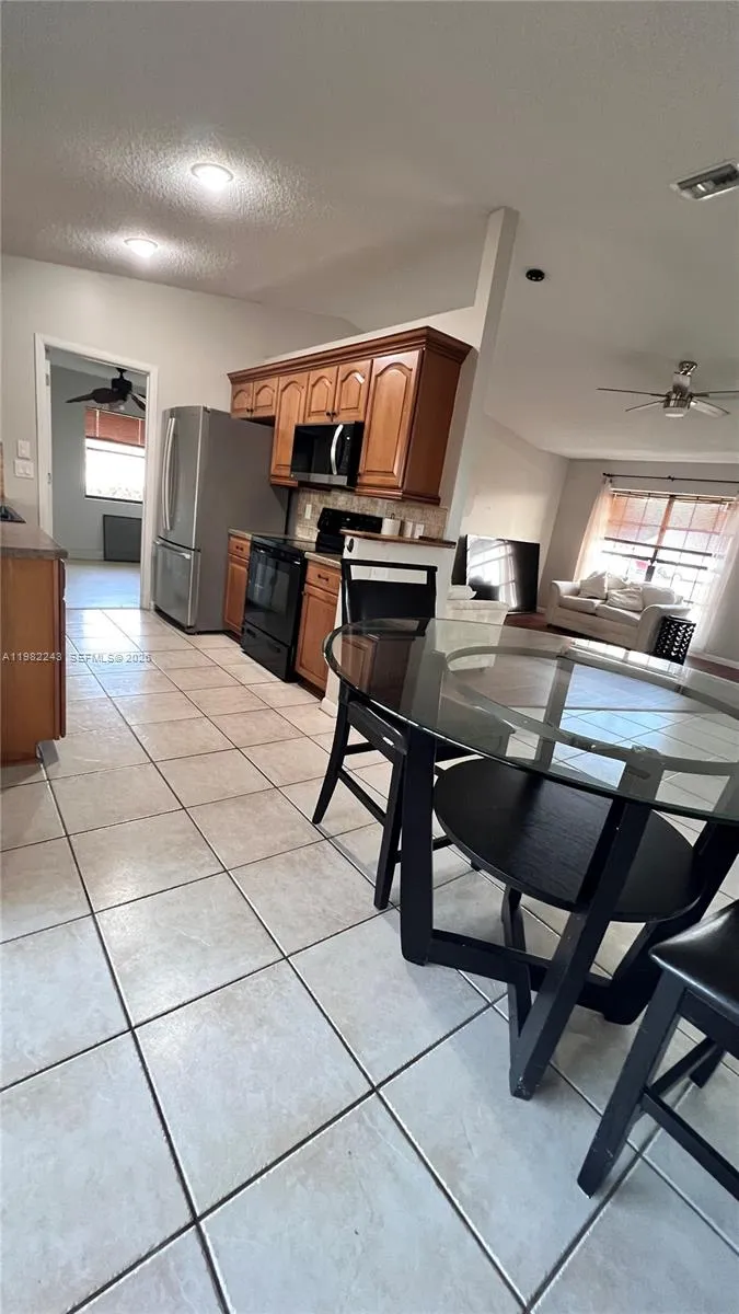 581 SW Banks Ter, Port St. Lucie FL 34953