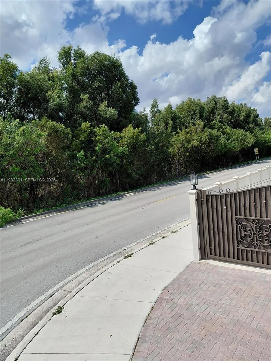 for sale at 168xx 45th st, Miami FL 33185