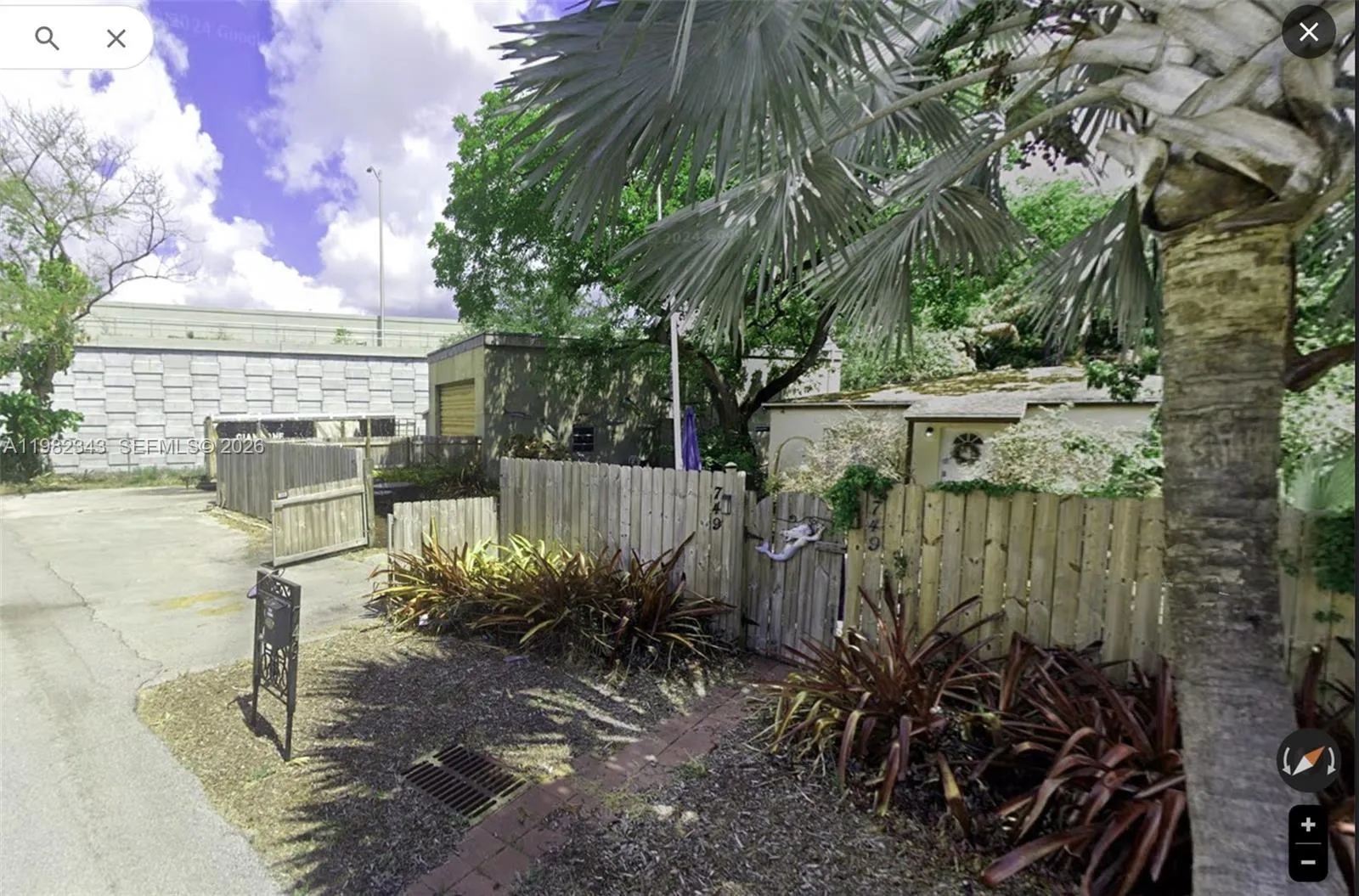 for sale at 749 NW 43rd St, Oakland Park FL 33309