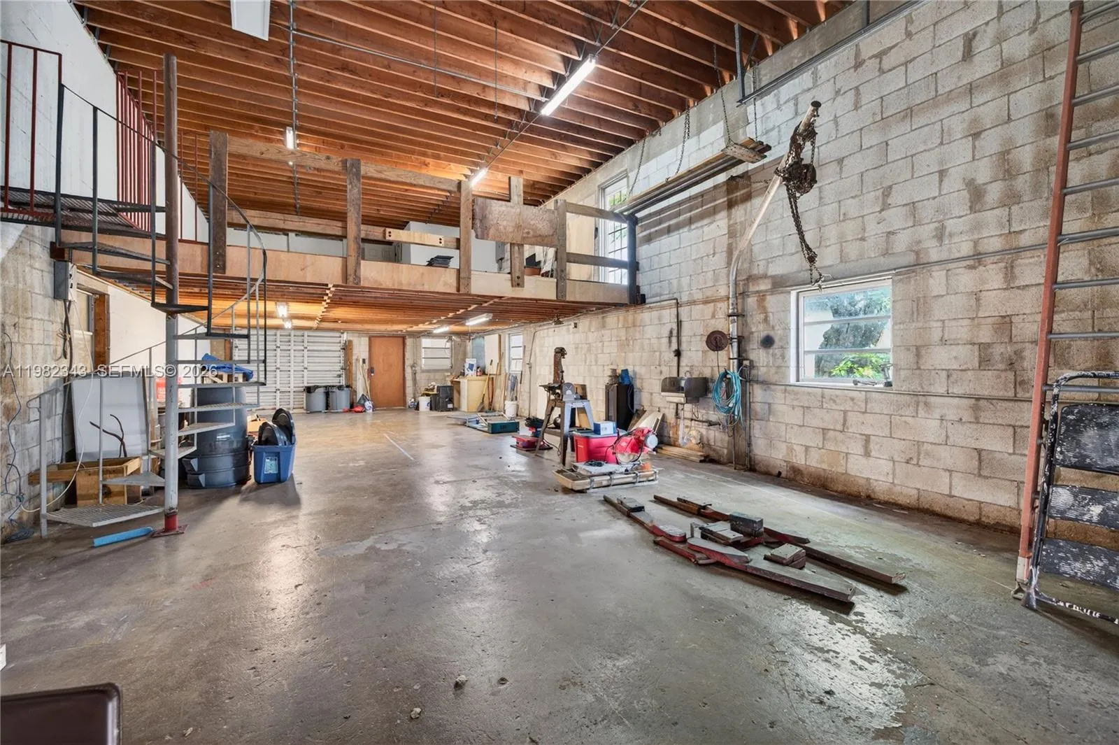 749 NW 43rd St, Oakland Park FL 33309