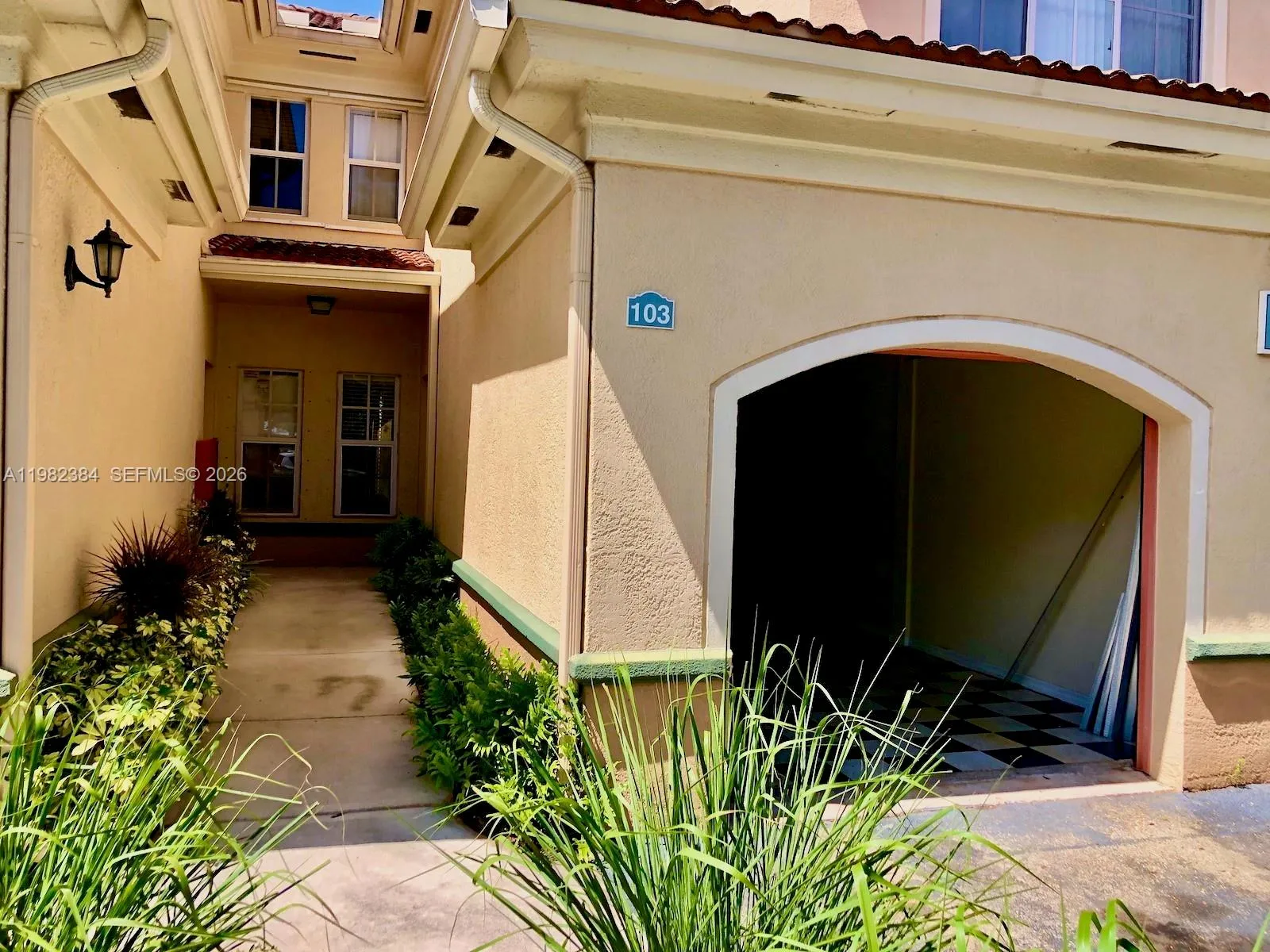 2557 Centergate Dr # 103, Miramar FL 33025