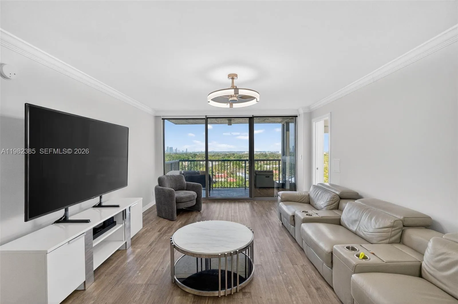2655 Collins Ave # 1501, Miami Beach FL 33140