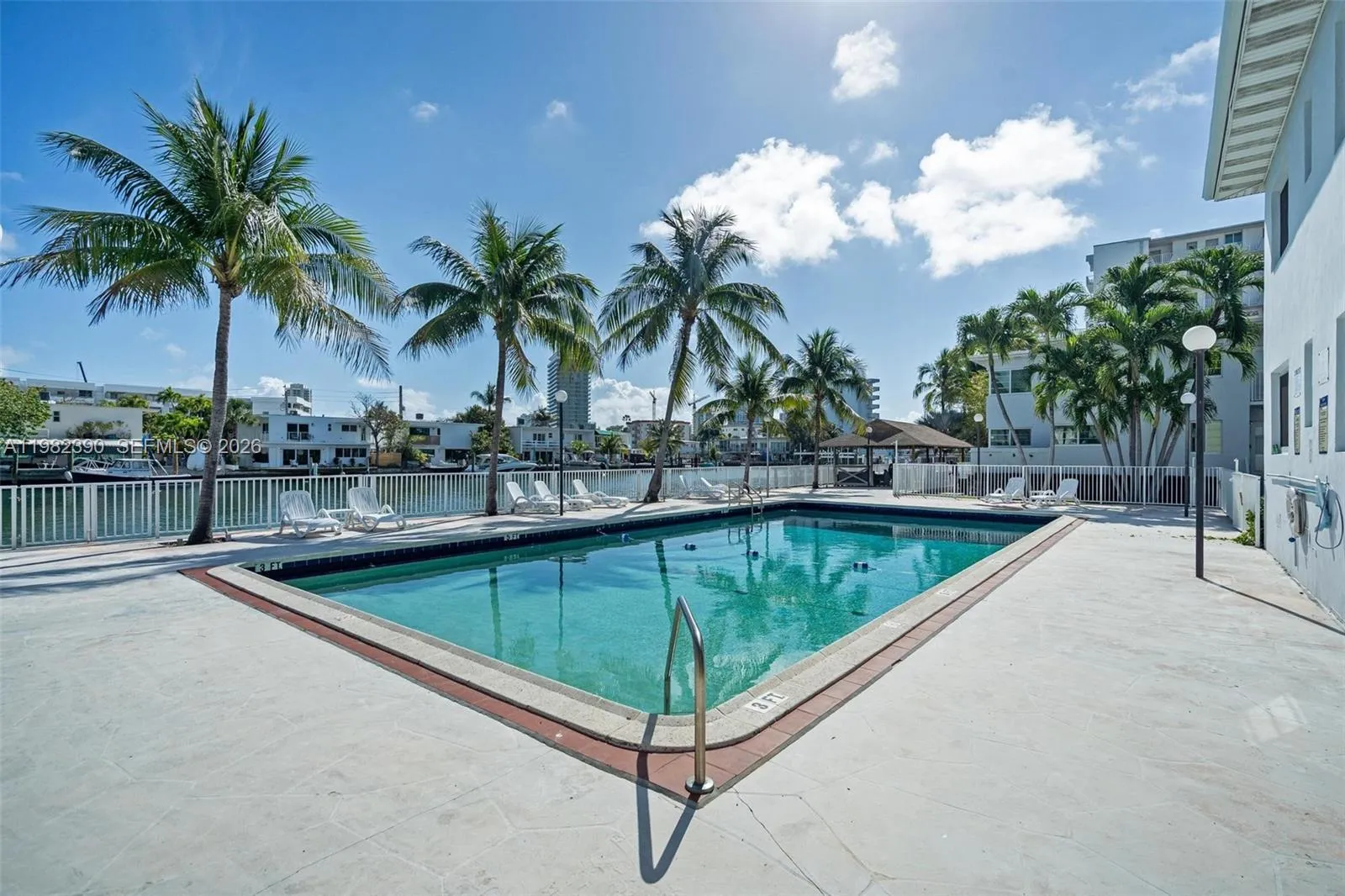 7207 Bay Dr # 11, Miami Beach FL 33141