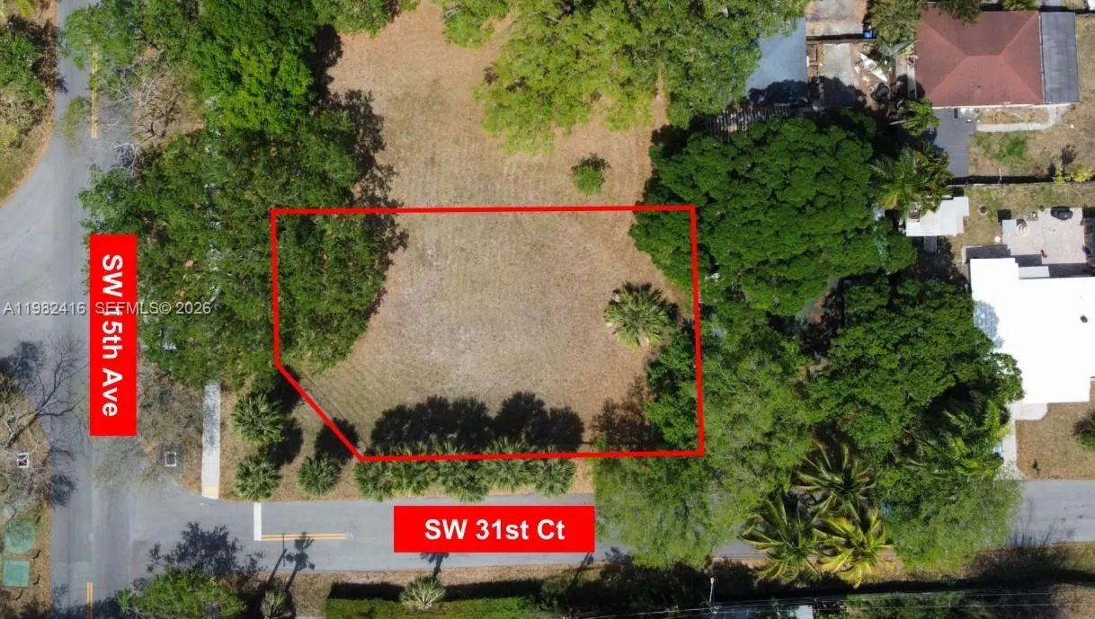 for sale at 1460 SW 31st Ct, Fort Lauderdale FL 33315