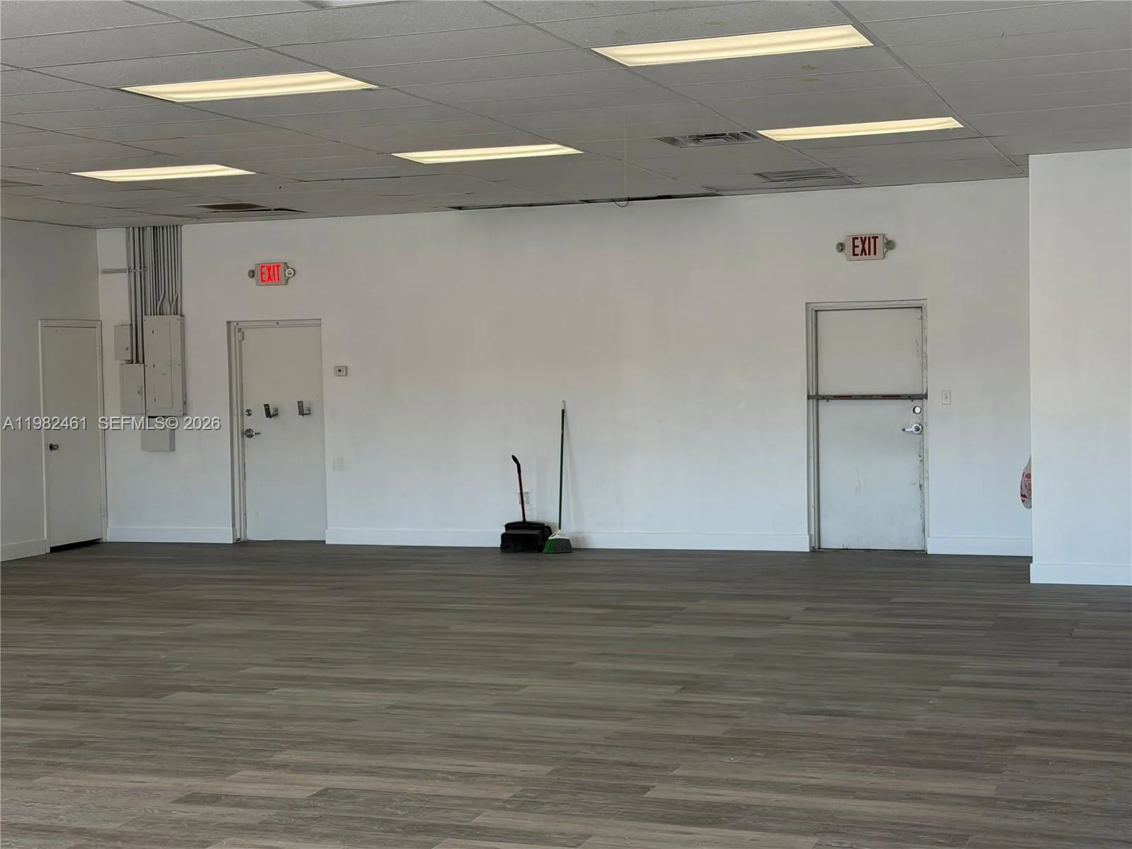 29156 US HWY 19 N # 29156, Clearwater FL 33761