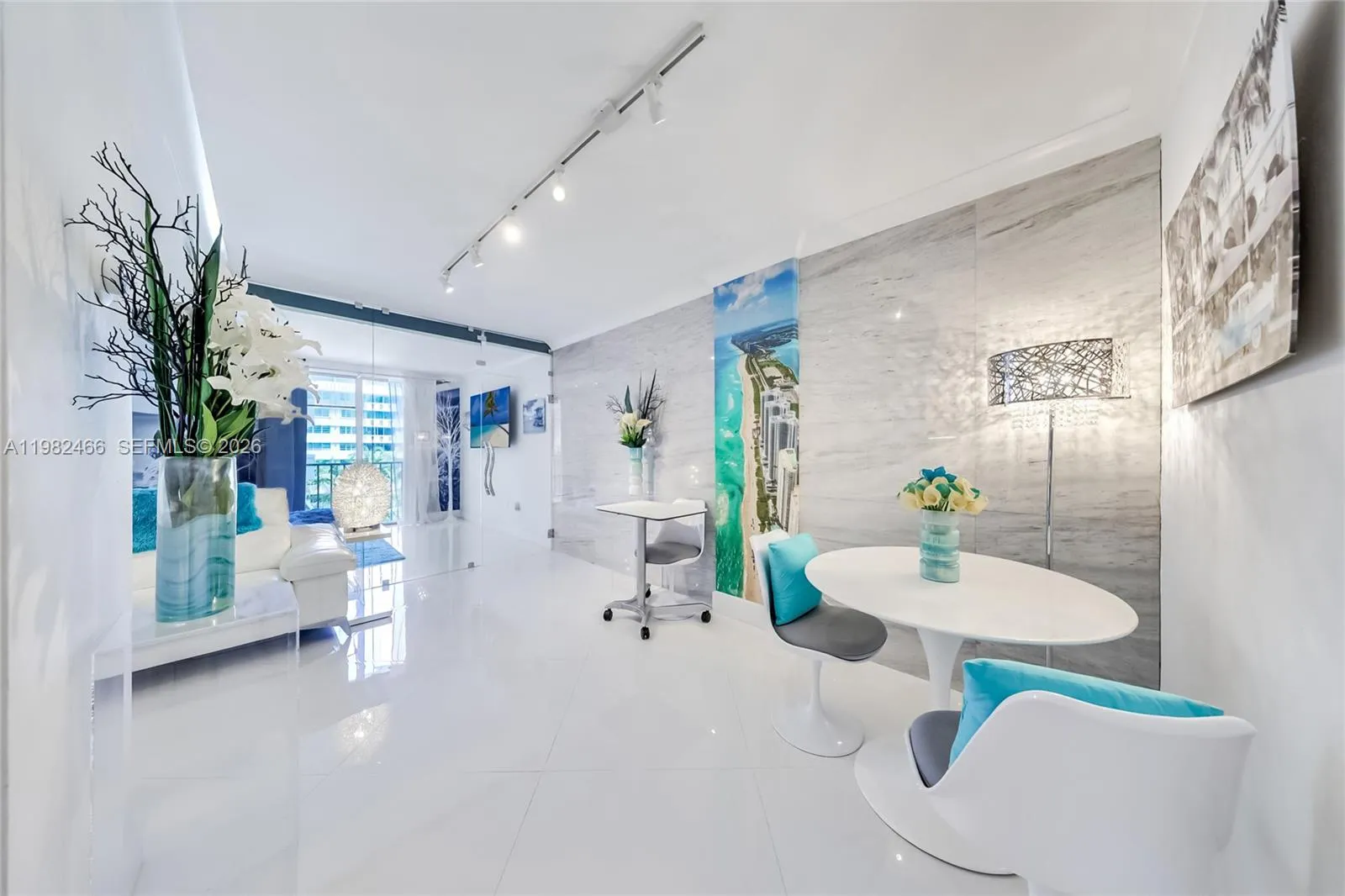 1 bath for sale at 800 West Ave # 605, Miami Beach FL 33139