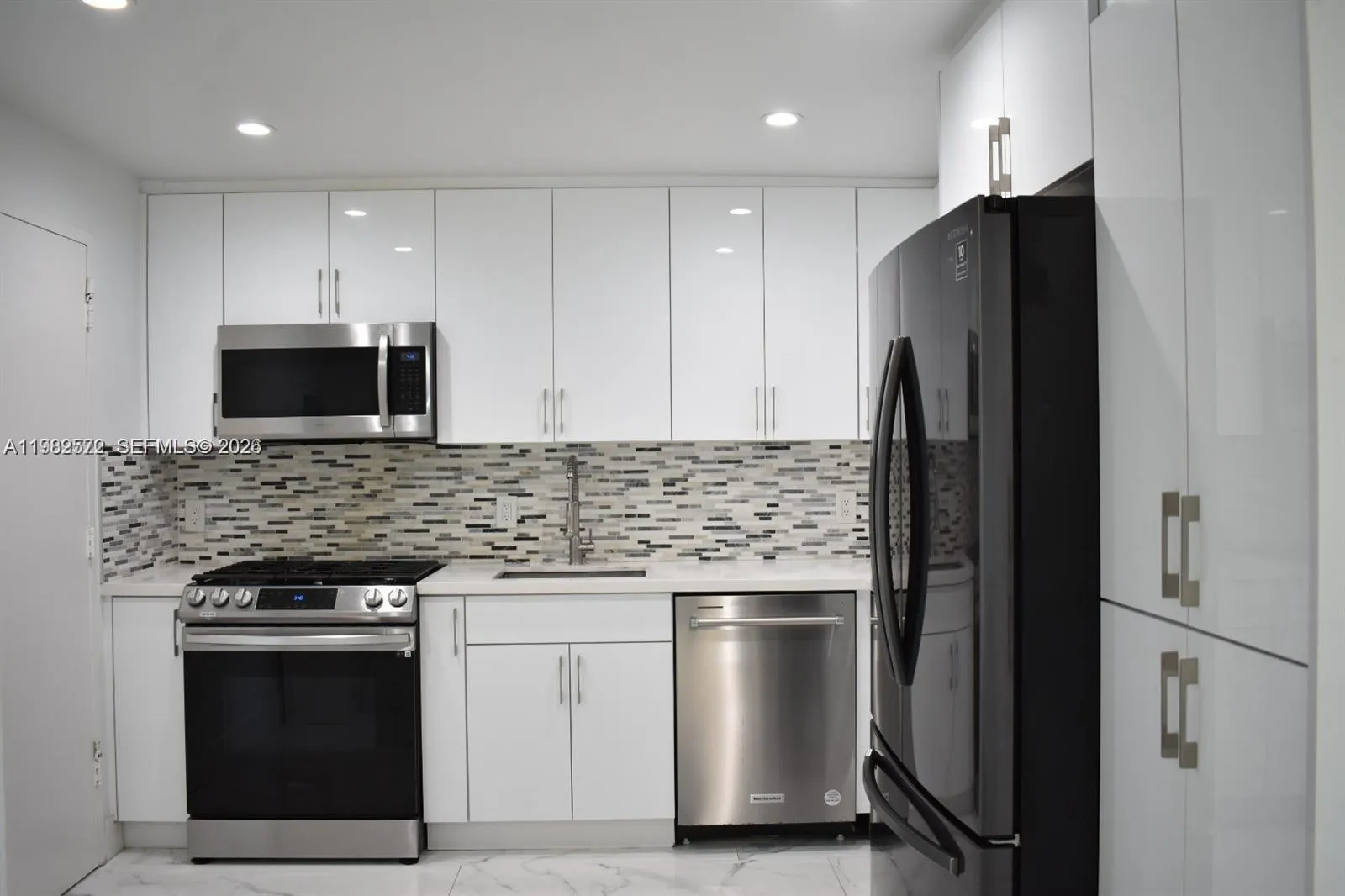 2 bedroom 2 bath for sale at 8024 Tatum Waterway Dr # 5A, Miami Beach FL 33141