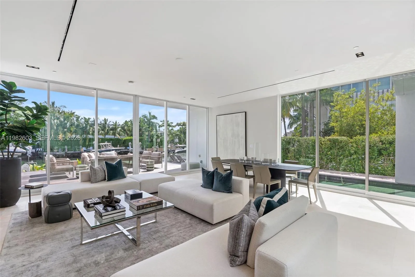 1011 W 48th St # 8, Miami Beach FL 33140