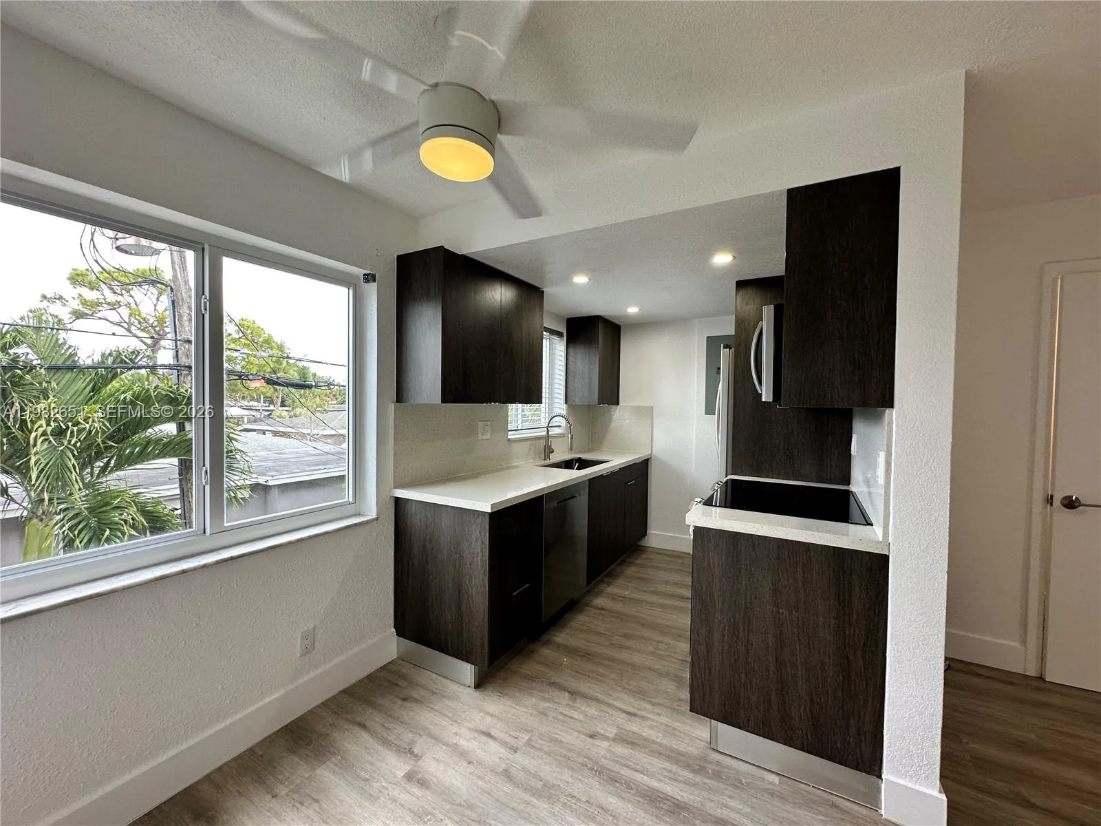 913 NE 17th St # 8, Fort Lauderdale FL 33305