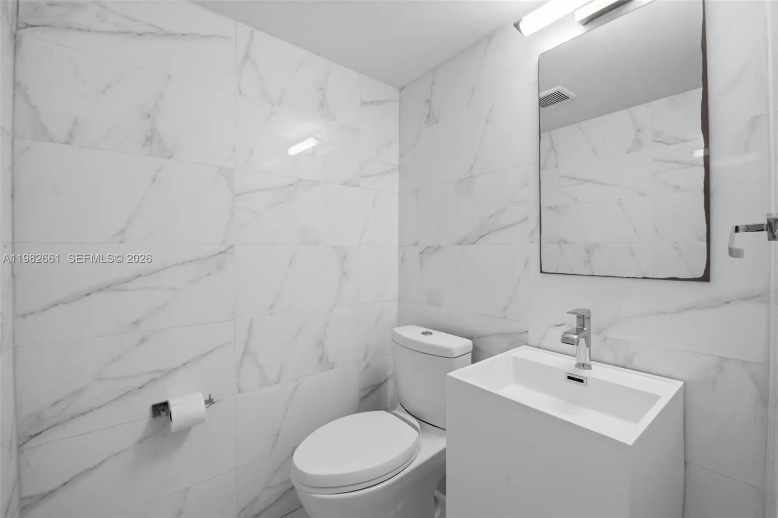 1658 Bay Rd # 703, Miami Beach FL 33139