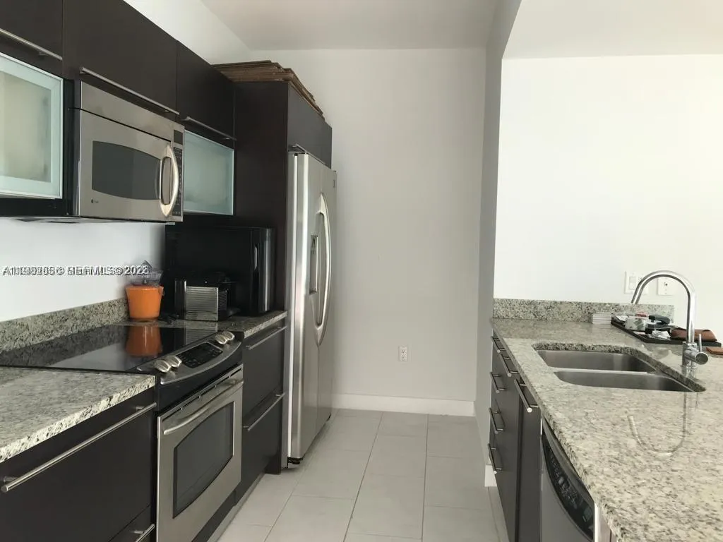 950 Brickell Bay Dr # 2001, Miami FL 33131