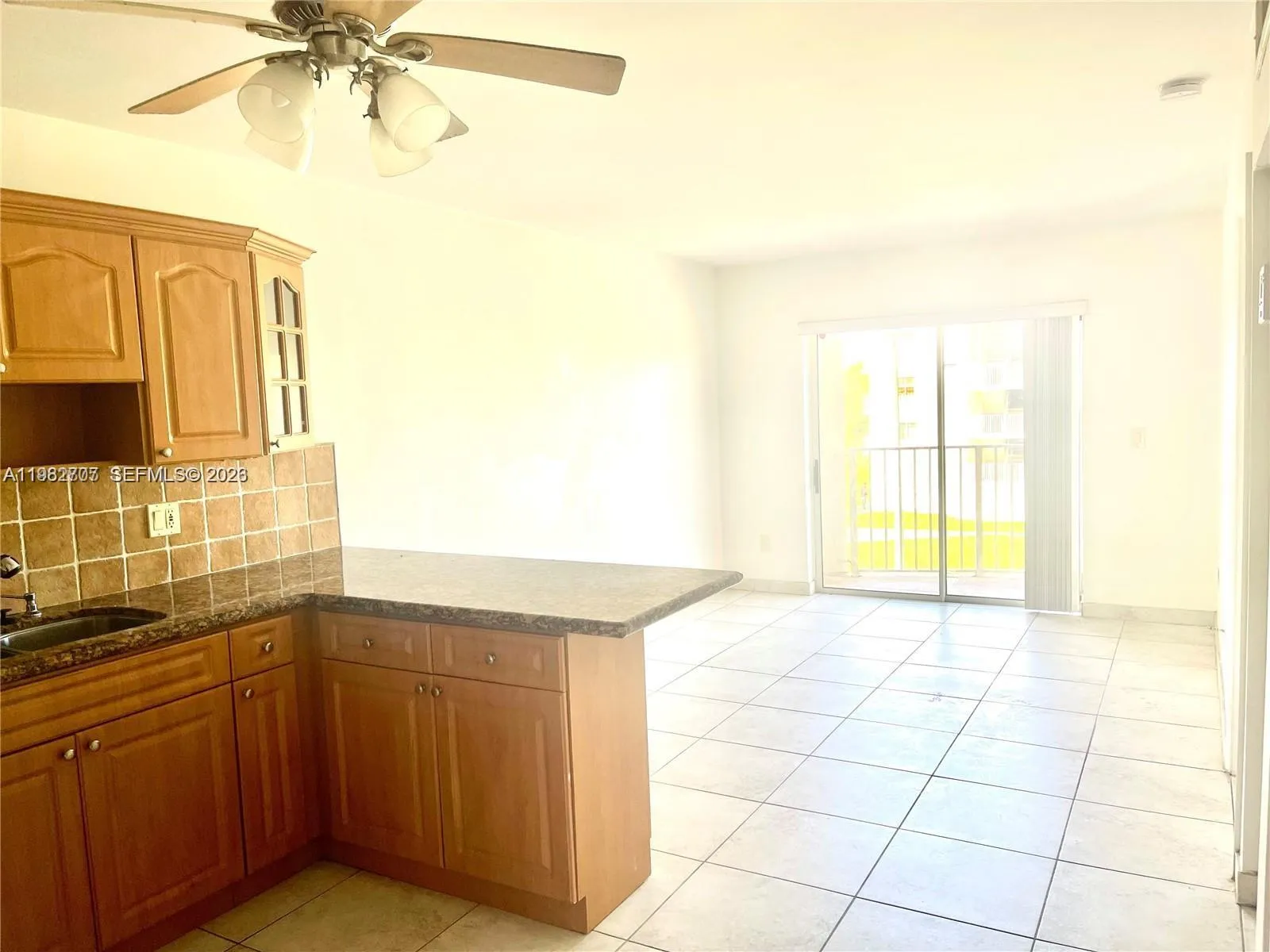 8240 SW 210th St # 215, Cutler Bay FL 33189