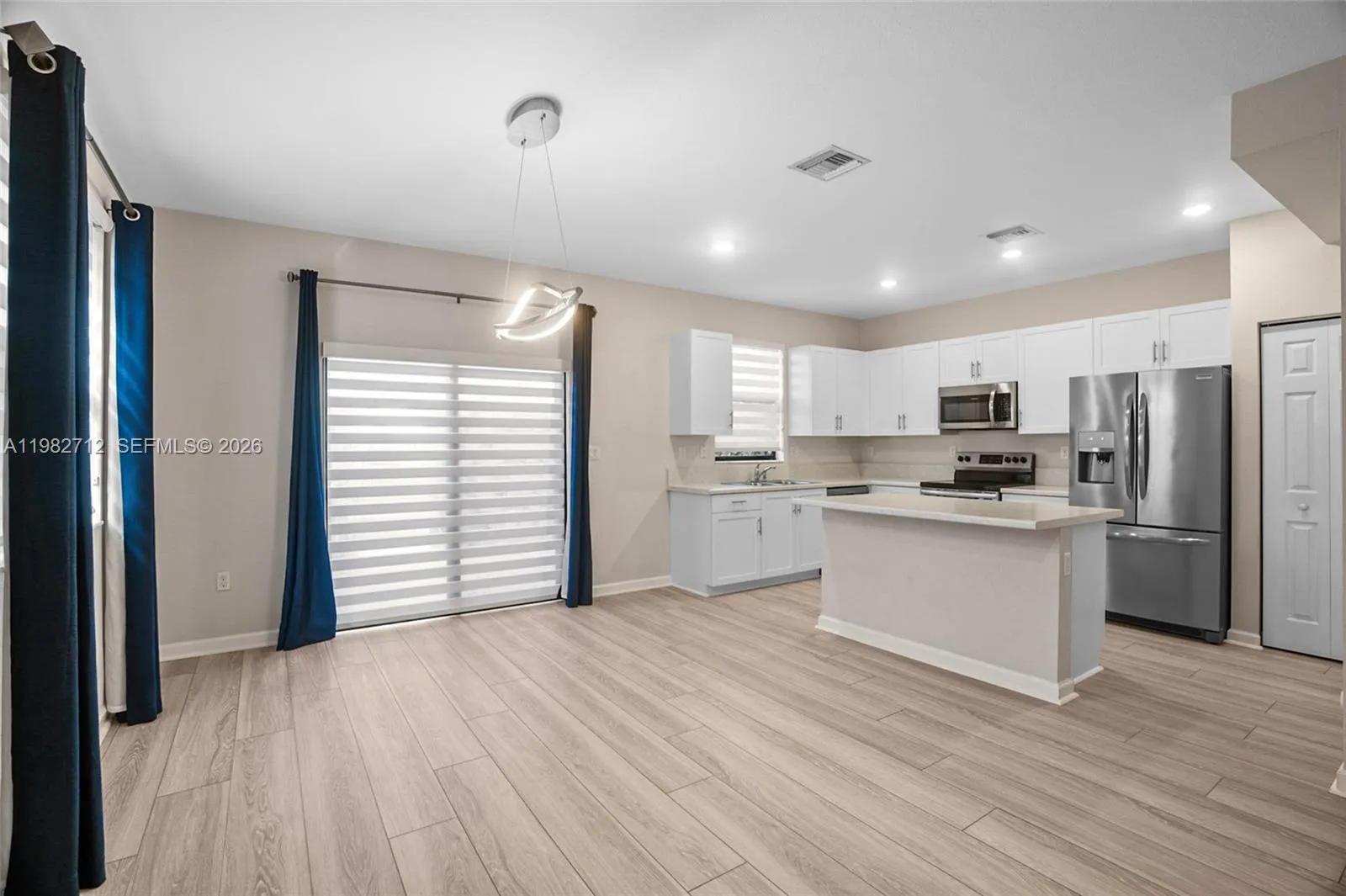 4665 Caspian Way, Davie FL 33314