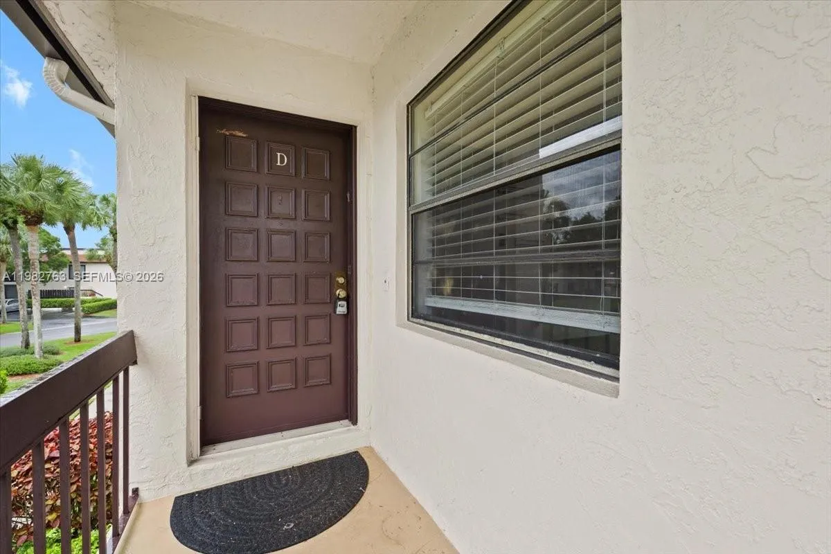 7944 Eastlake Dr # D, Boca Raton FL 33433