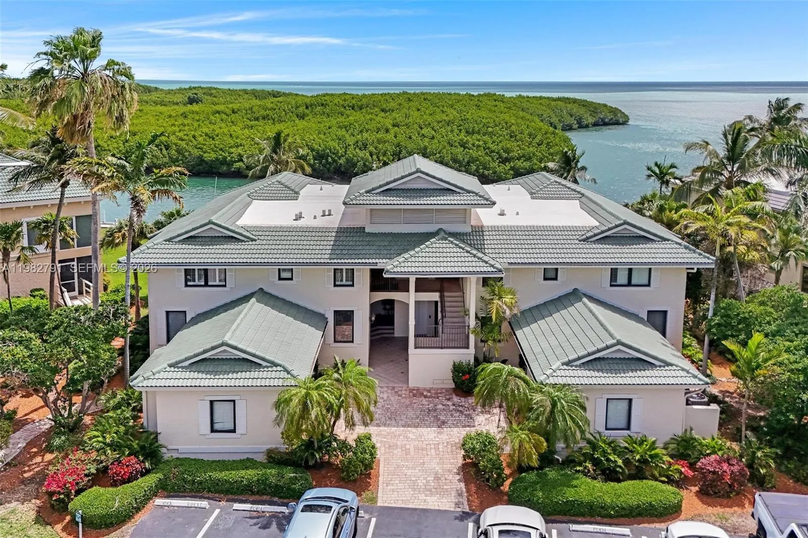 4 bedroom 3 bath for sale at 41 Pumpkin Cay # A, Key Largo FL 33037