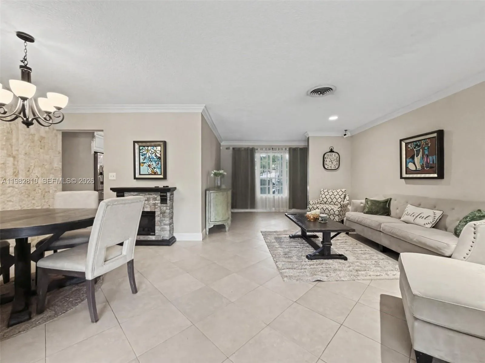 6726 Orchid Dr, Miami Lakes FL 33014