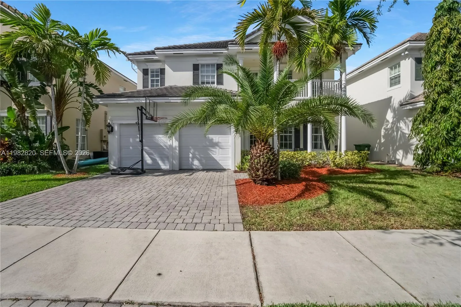4 bedroom 4 bath for sale at 1419 SW 21st Ct, Fort Lauderdale FL 33315