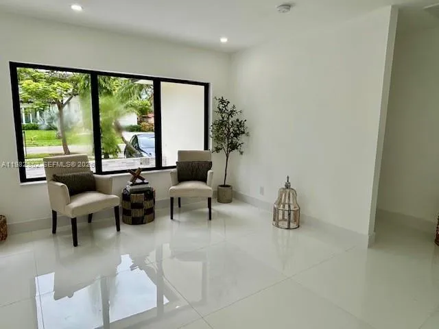 1334 Madison St, Hollywood FL 33019