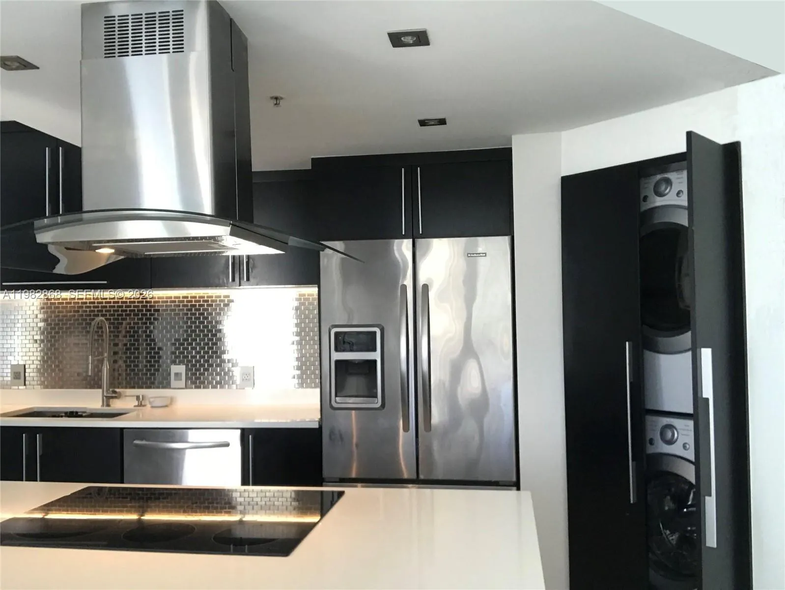 701 Brickell Key Blvd # 910, Miami FL 33131