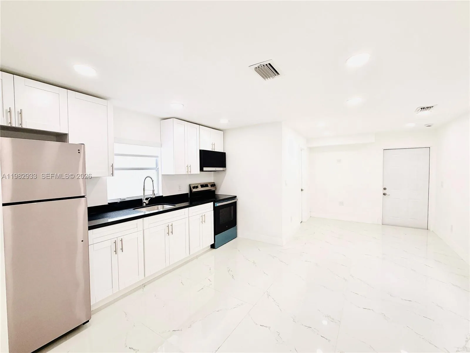 3354 NW 50th St # 3, Miami FL 33142