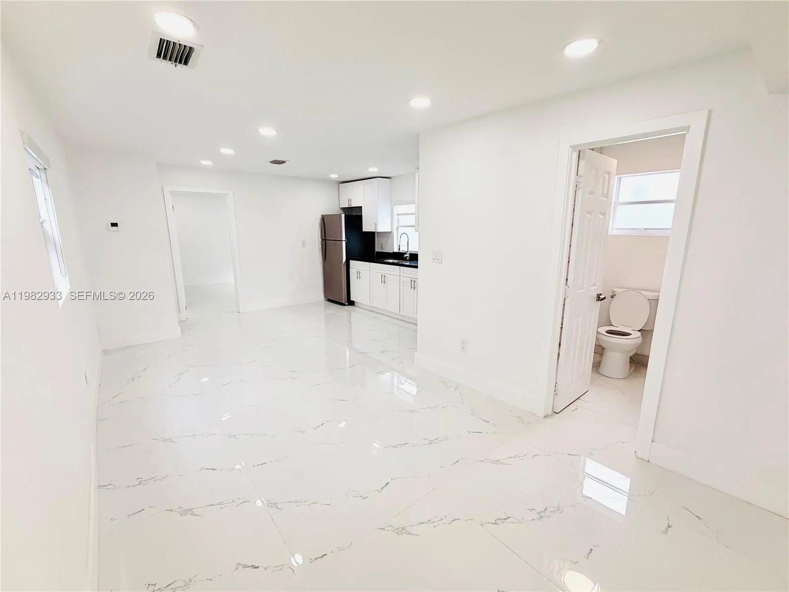 3354 NW 50th St # 3, Miami FL 33142