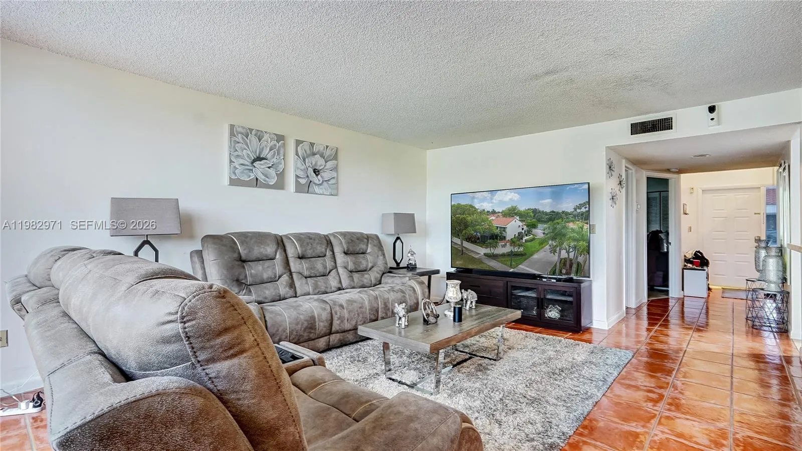 11524 Terra Bella Blvd, Plantation FL 33325