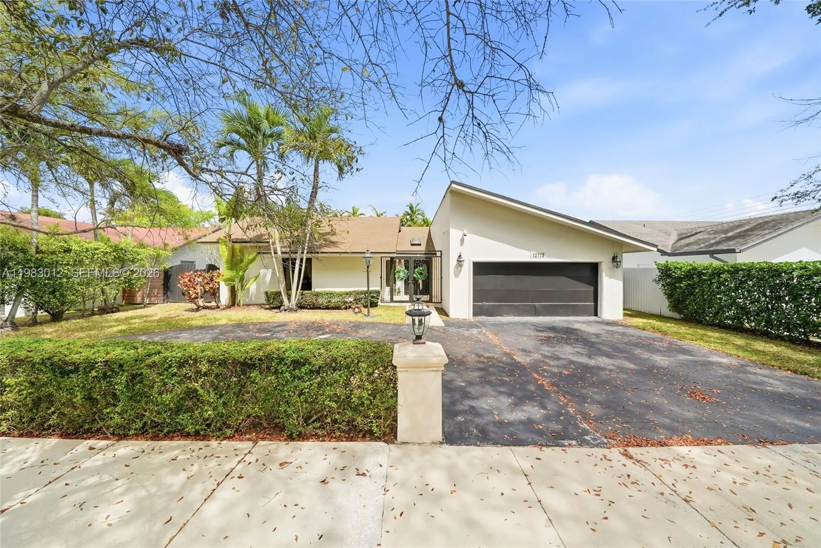 3 bedroom 2 bath for sale at 12715 SW 96th Ter, Miami FL 33186