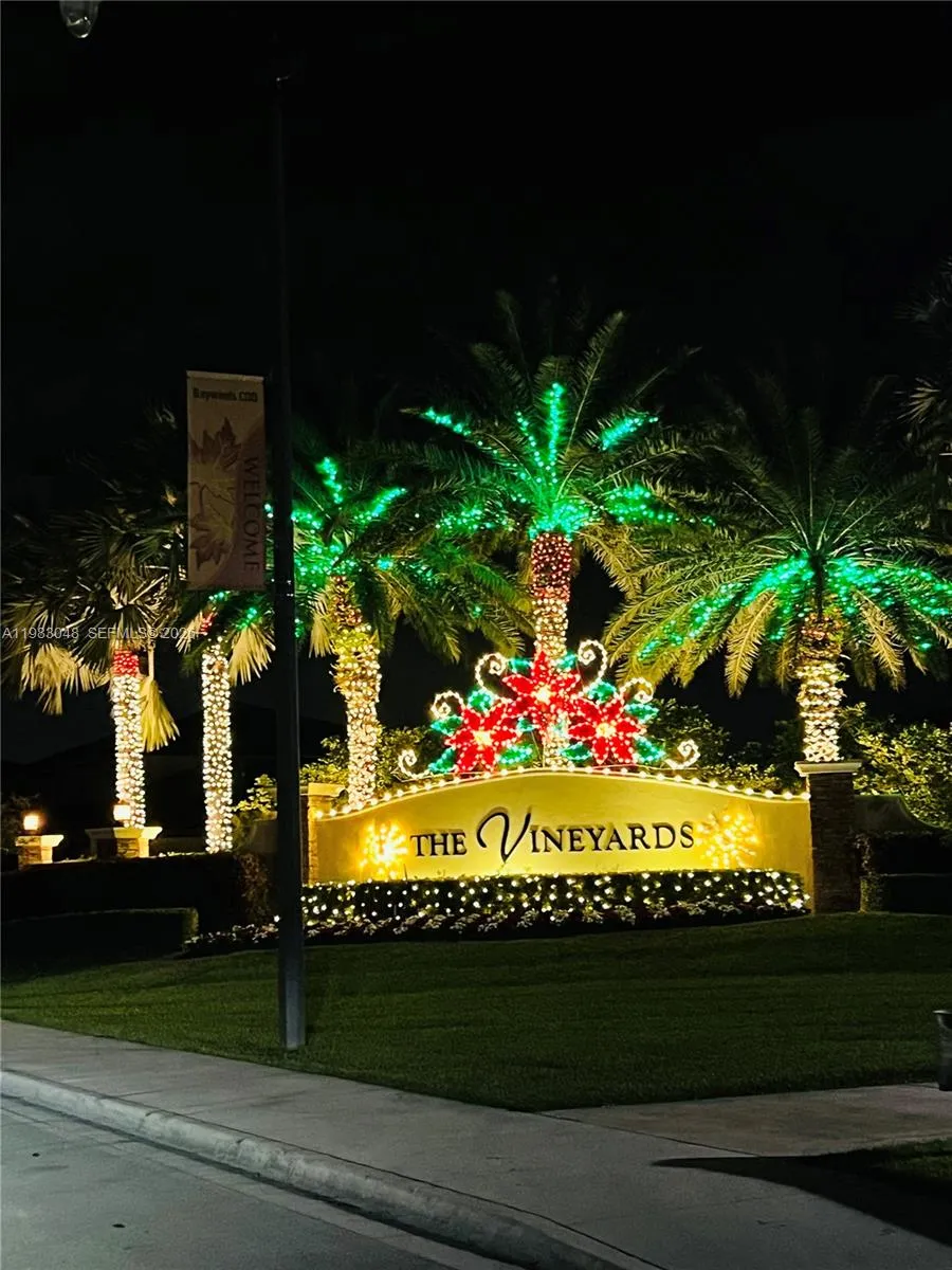 3 bedroom 2 bath for sale at 3772 SE 2nd Dr # 3772, Homestead FL 33033