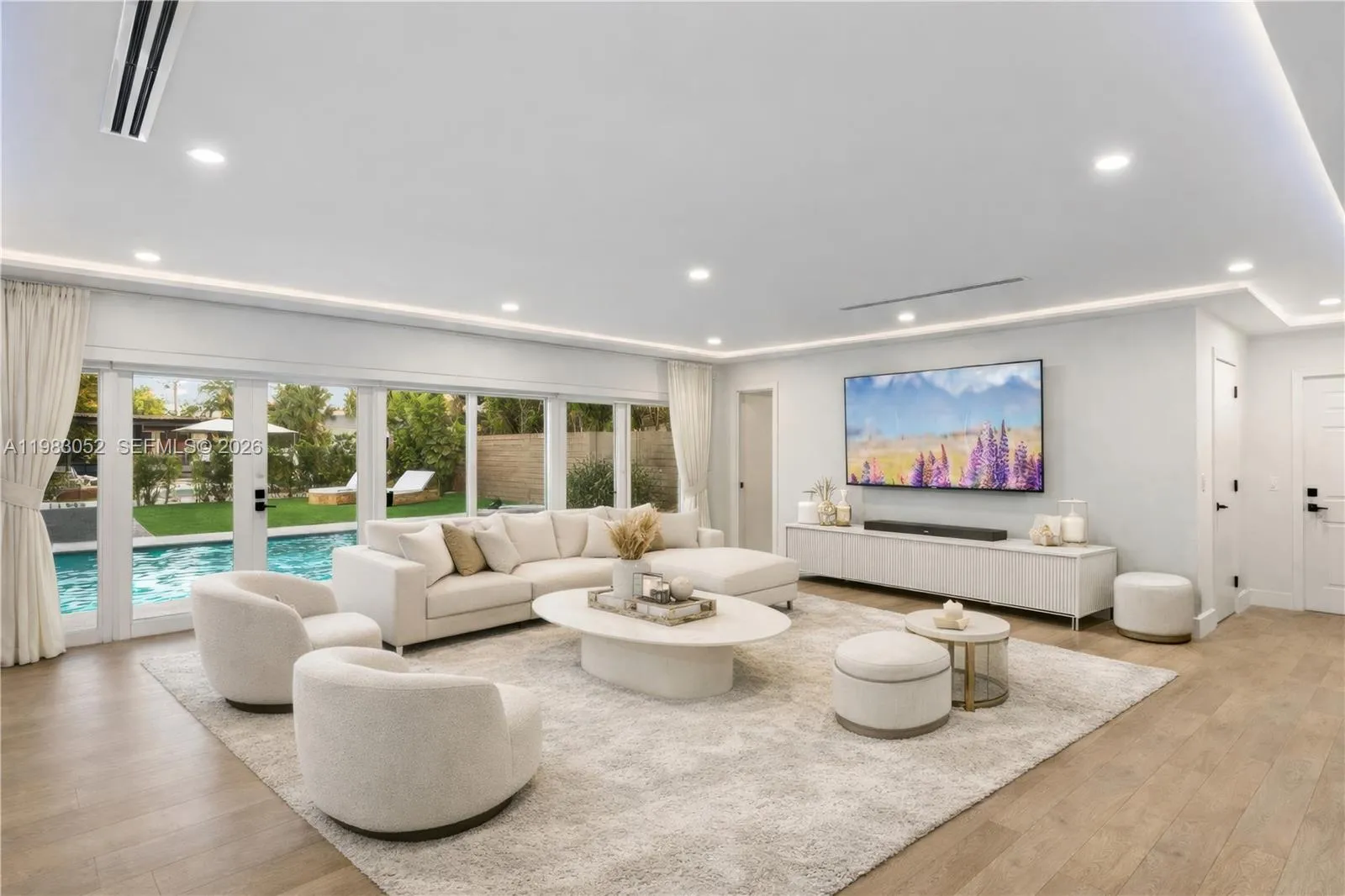 1560 Cleveland Rd, Miami Beach FL 33141