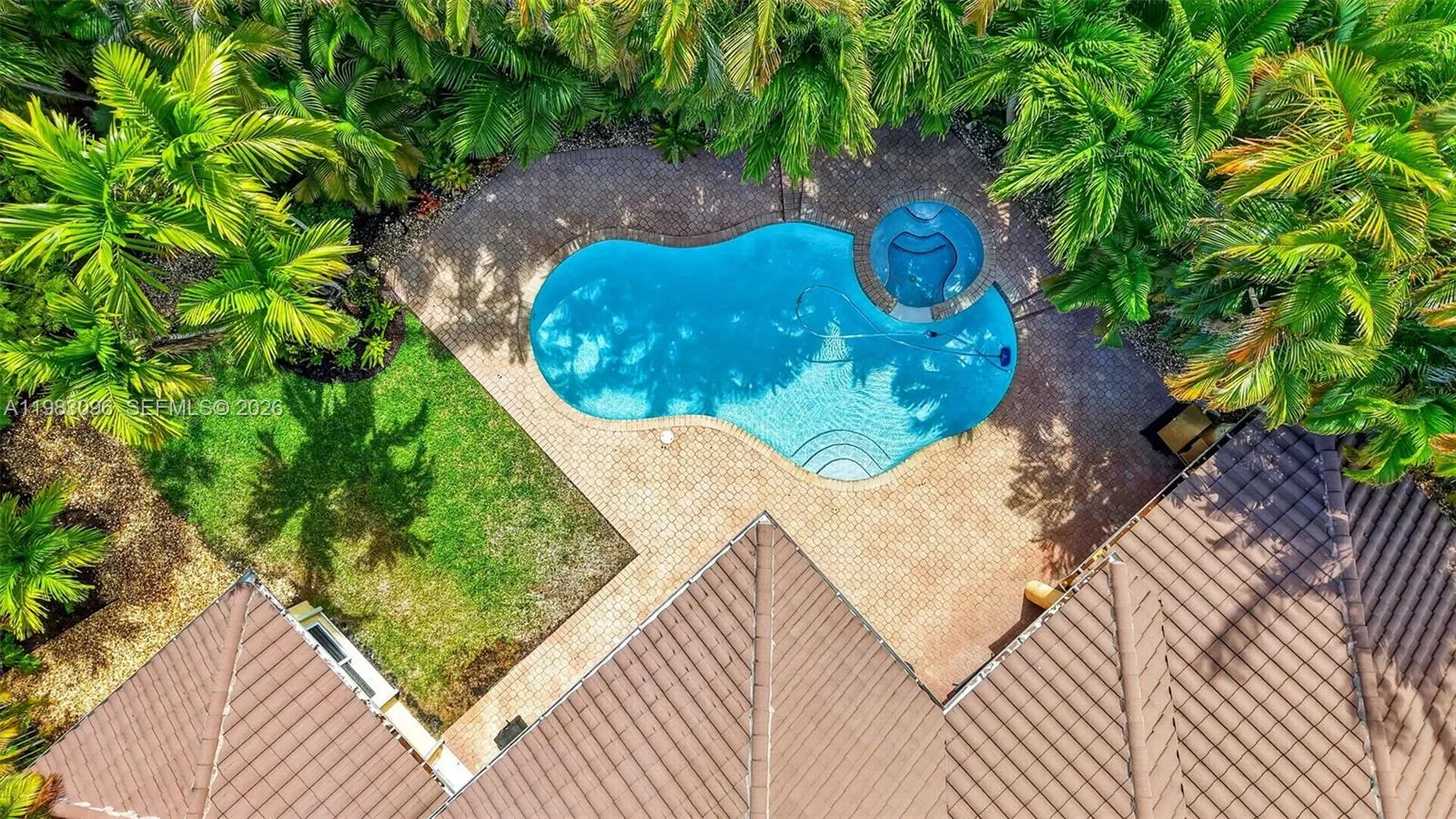 1083 SW 156th Ter, Pembroke Pines FL 33027