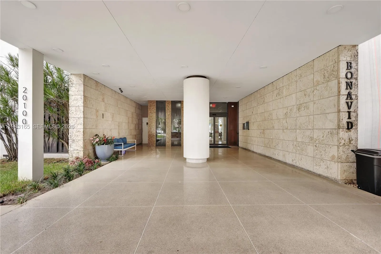 20100 W Country Club Dr # 1003, Aventura FL 33180