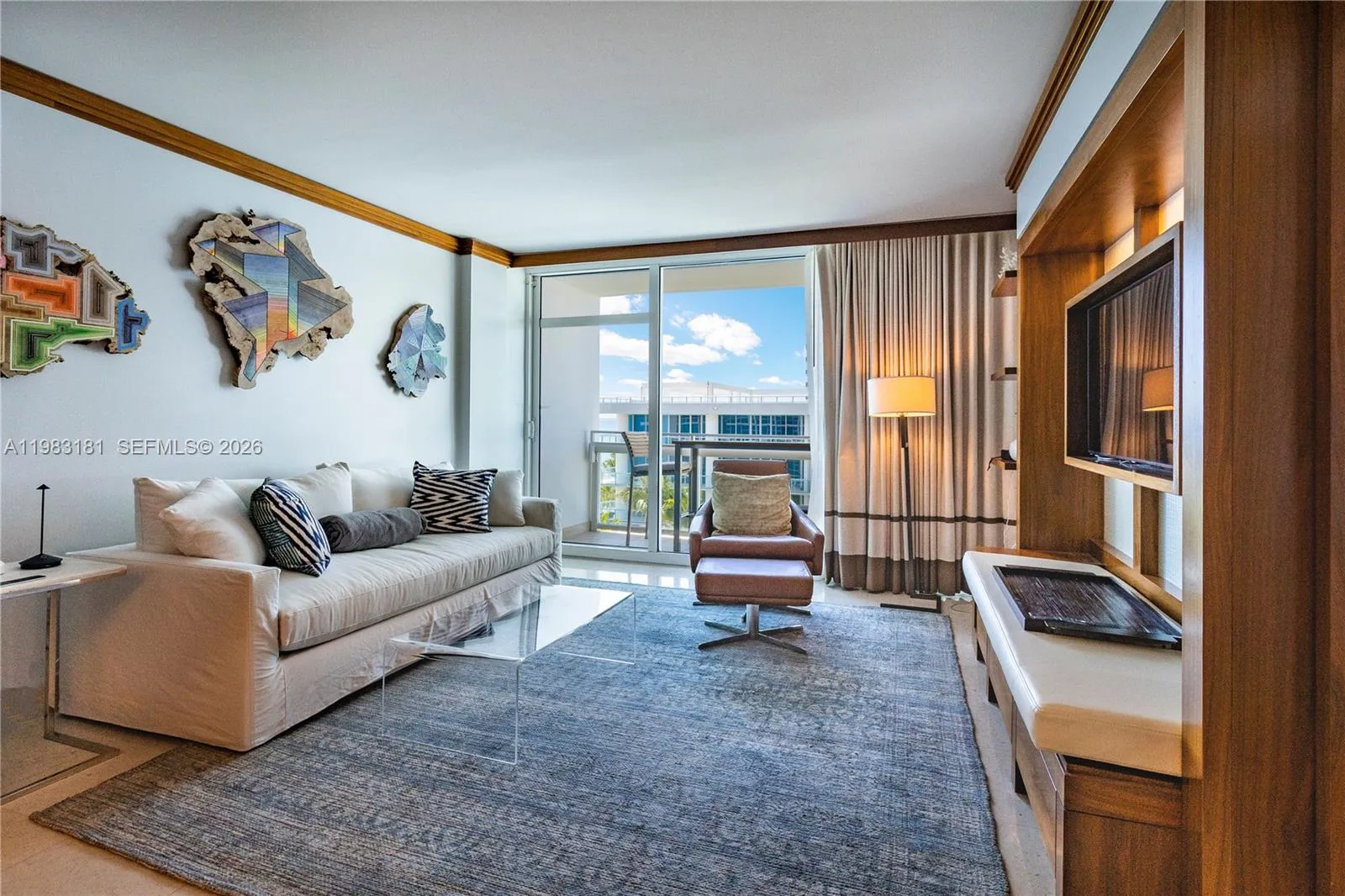 6801 Collins Ave #610 Door # 612, Miami Beach FL 33141