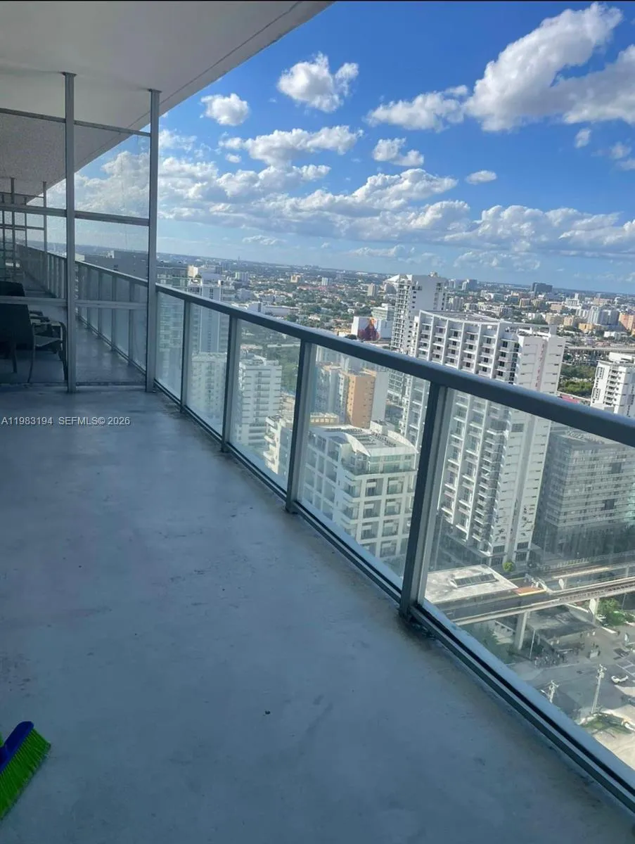 1111 SW 1st Ave, Miami FL 33130