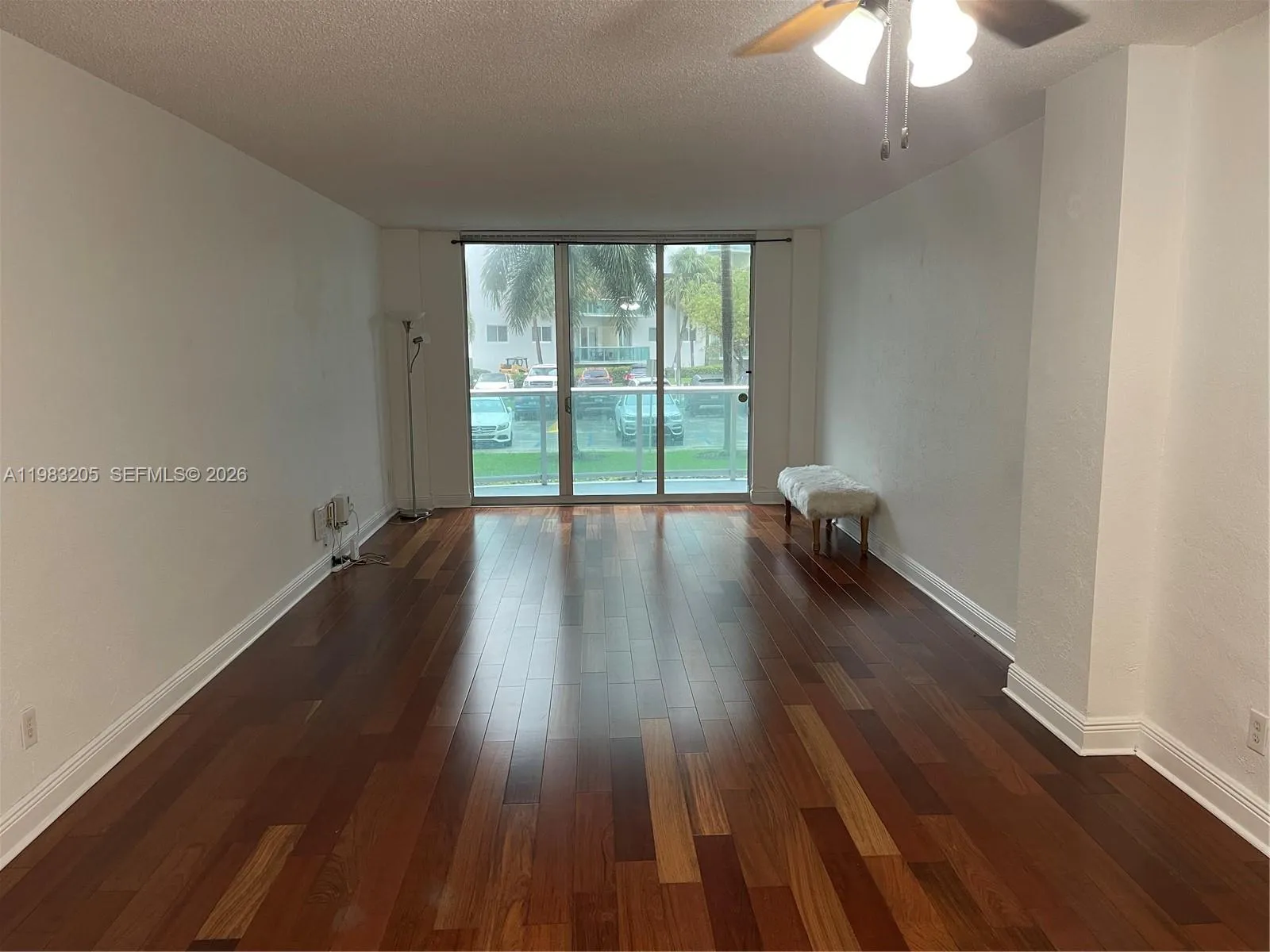 19390 Collins Ave # 122, Sunny Isles Beach FL 33160